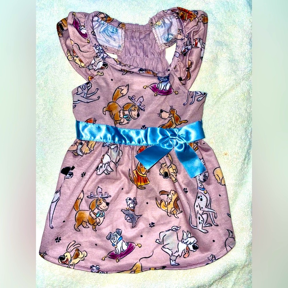 DISNEY Parks Tails Dress for Dogs with Bow | Med | Only Worn Once